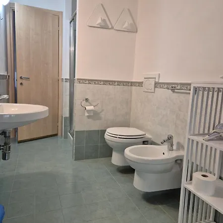 Casa Elena C Vicino Al Centro Semesterbostad